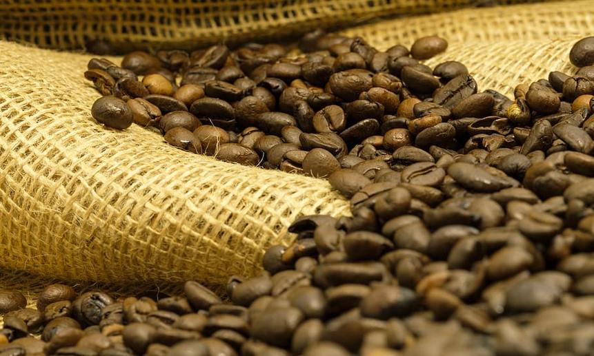 Проблемы с поставками кофе поднимают цены на 50%.